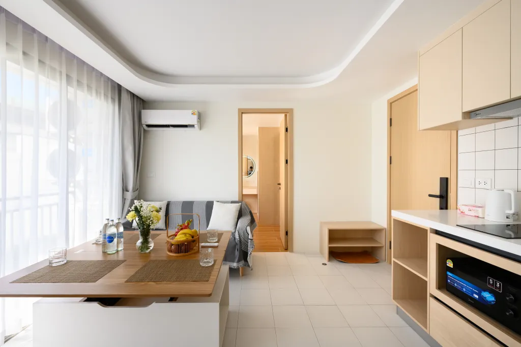 Премиальная двухкомнатная квартира у пляжа Камала