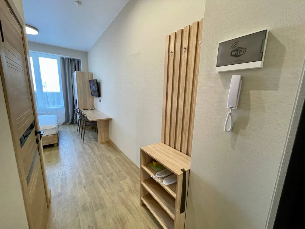 "В Гости!" на Запорожской 69  (1к студия №3 рядом с БЦ "Сити")