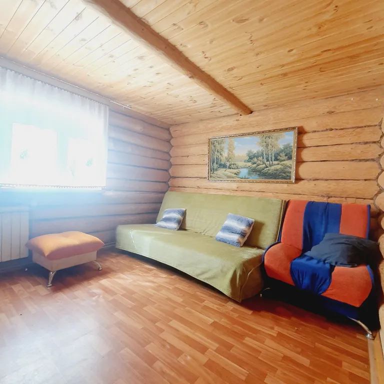 Бревенчатый дом в центре с баней и мангалом