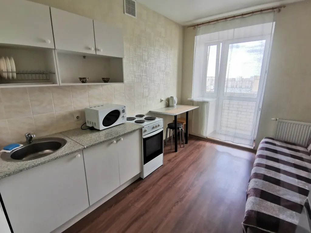 Квартира в районе ТЦ Кристалл