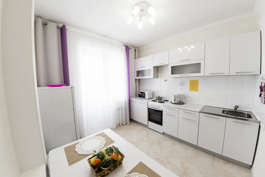 Однушка в центре (рядом с Кадетским училищем)