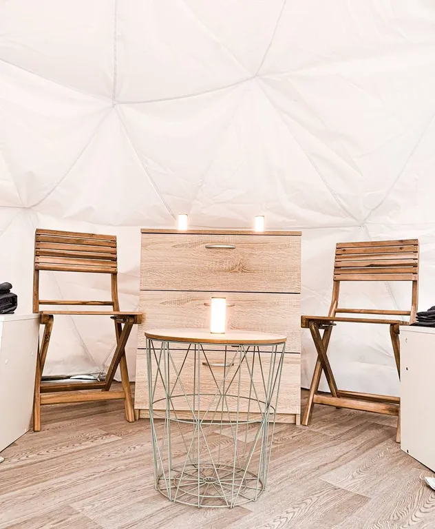 Уютный купол на острове Кунашир