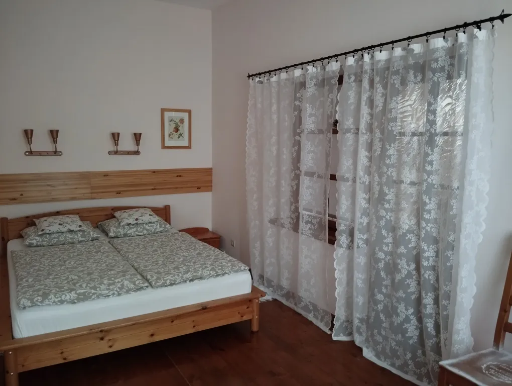 2х комнатная квартира Апартаменты Тихий уголок