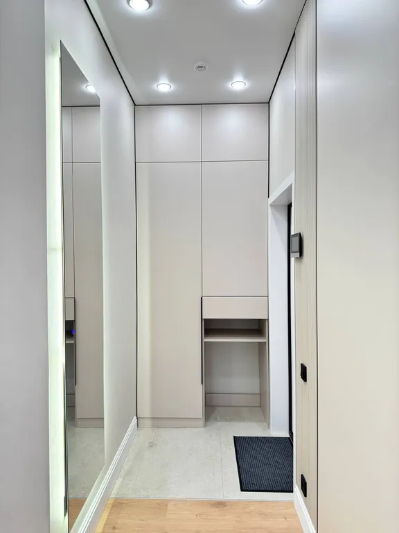 3-комнатная с видом на горы в ЖК Комфорт Сити, рядом с ТЦ MEGA