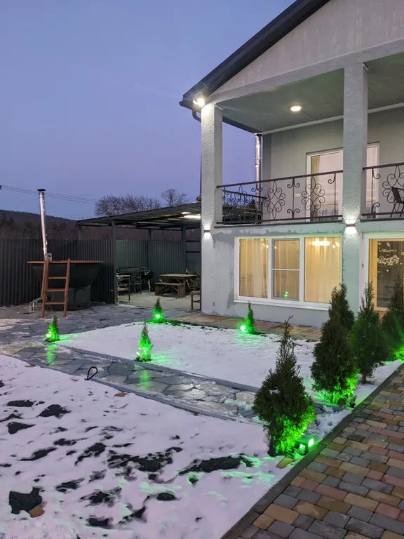 Вилла с теплым бассейном, баней и чаном в окрестностях Абрау-Дюрсо