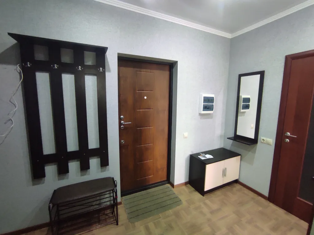 Просторная 1-комнатная квартира в Изумрудном