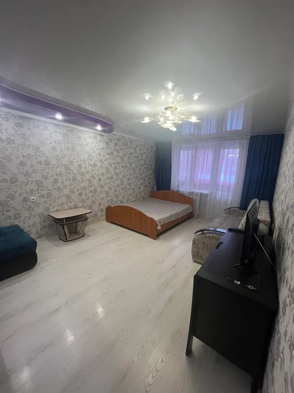 2-комнатная квартира в центре города — аренда посуточно в Альметьевск