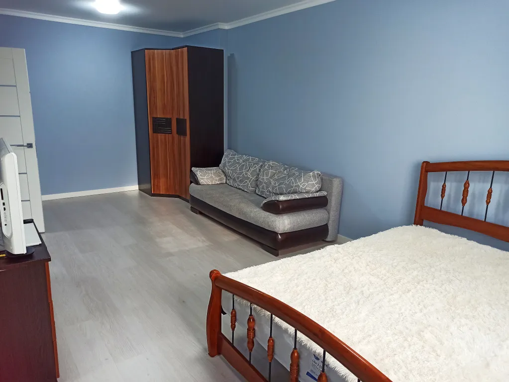 Квартира с кроватью kingsize — аренда посуточно в Батайск