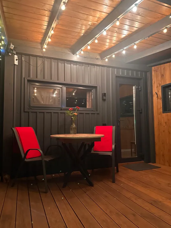 Уютный домик в тихом месте в центре