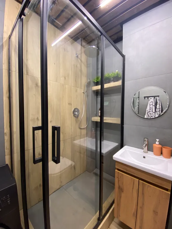 Апартаменты в новостройке рядом с ЖД вокзалом