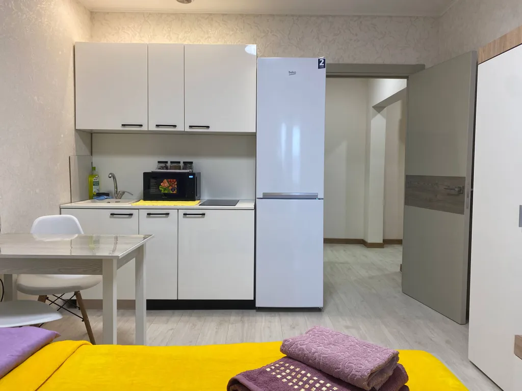 Студия у Сити-Молла с видом на горы