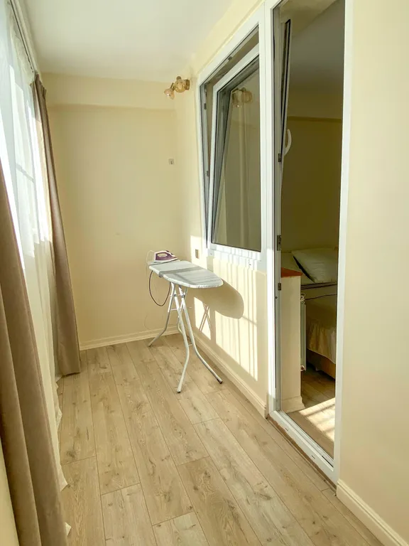 Квартира Светлая, уютная, солнечная однокомнатная квартира — Сириус