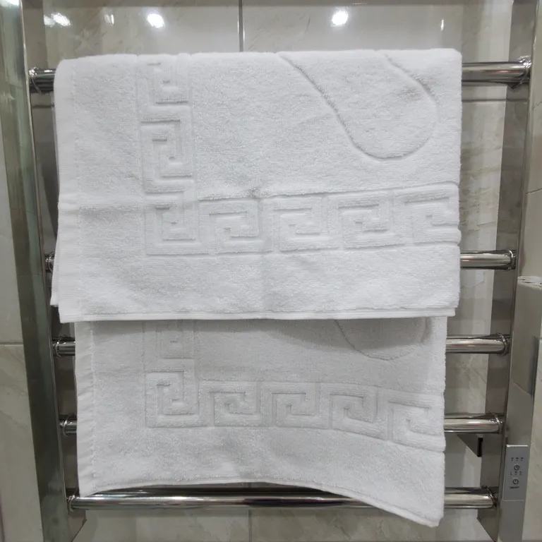 Двухкомнатные апартаменты в живописном месте Ялты