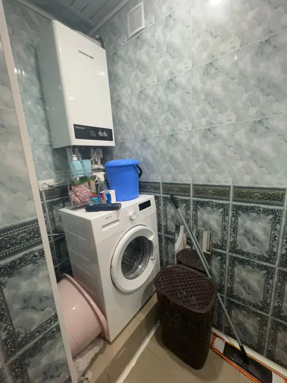 Большой дом возле моря