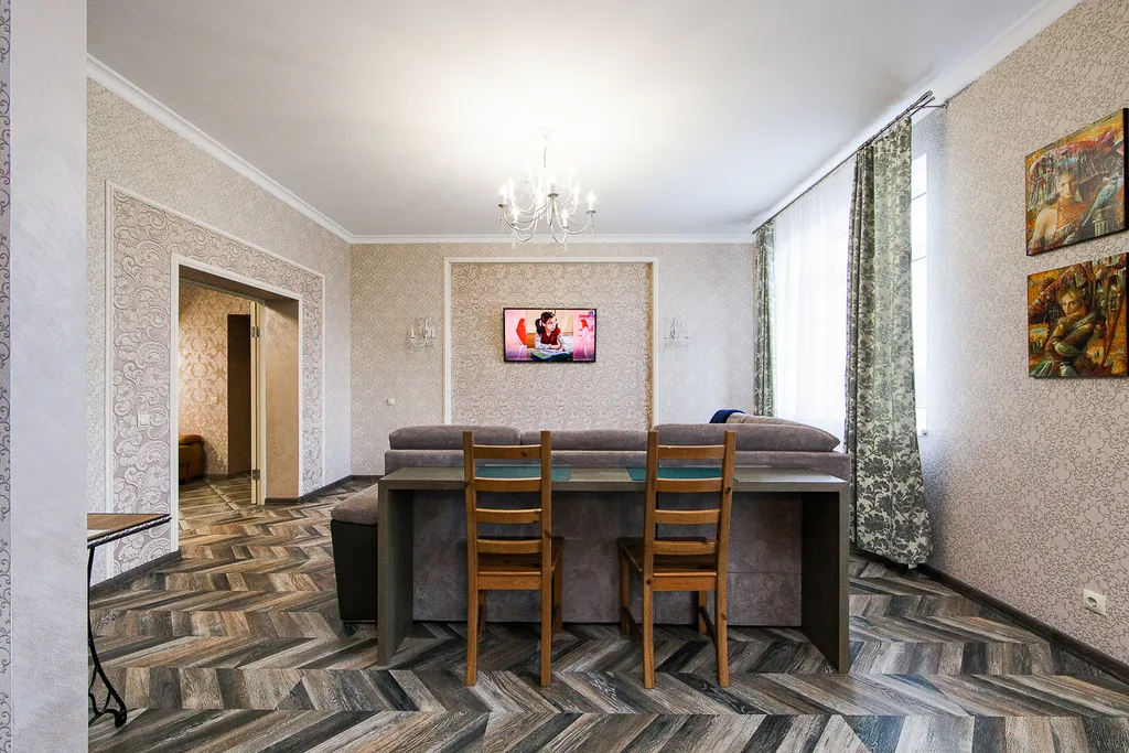 Просторный апартамент в центре города