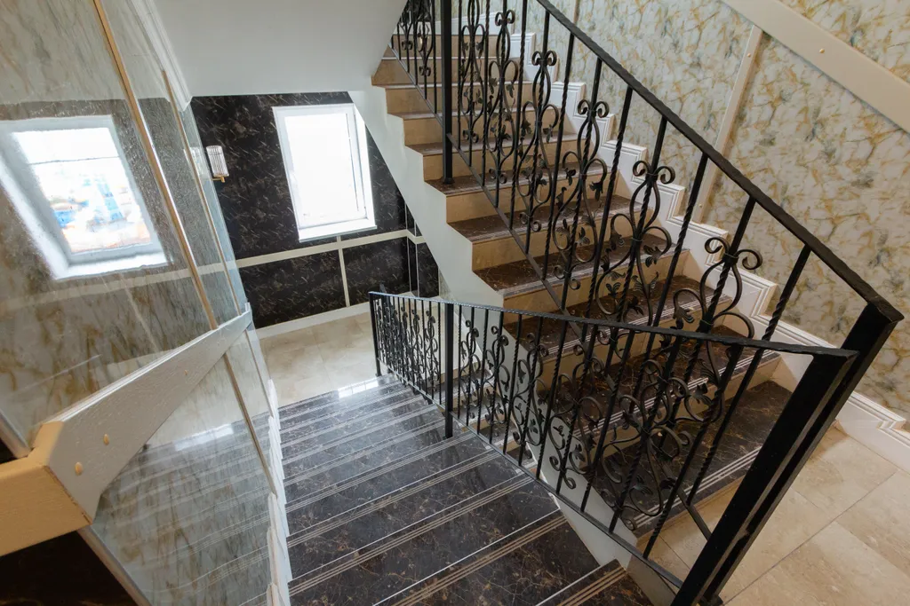 Стильная квартира на первой береговой линии