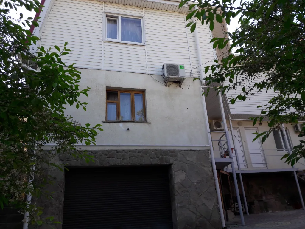 Коттедж Уютный коттедж с видом на горы — Судак