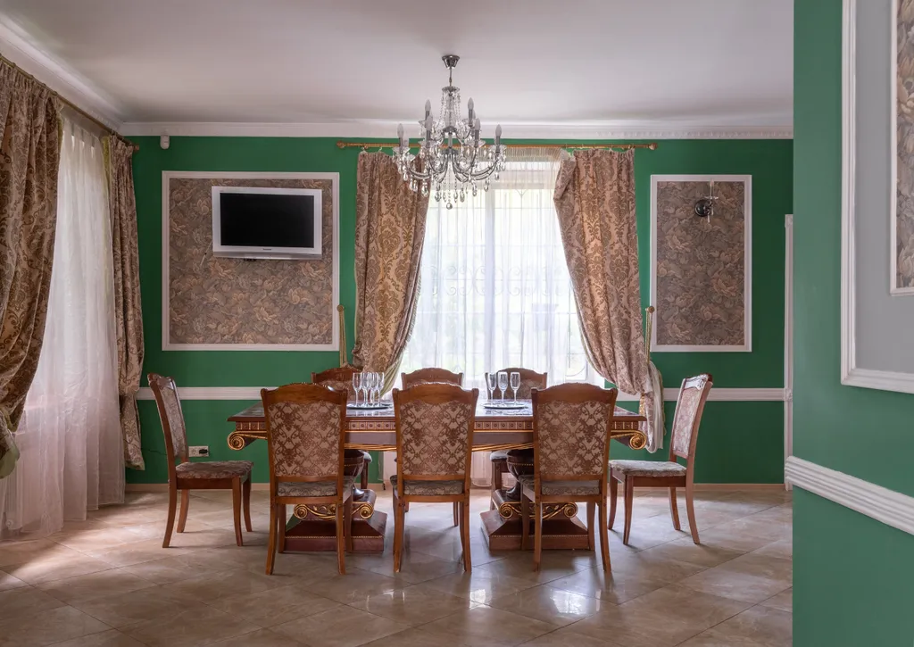 Дом на севере Москвы бассейн и сауна