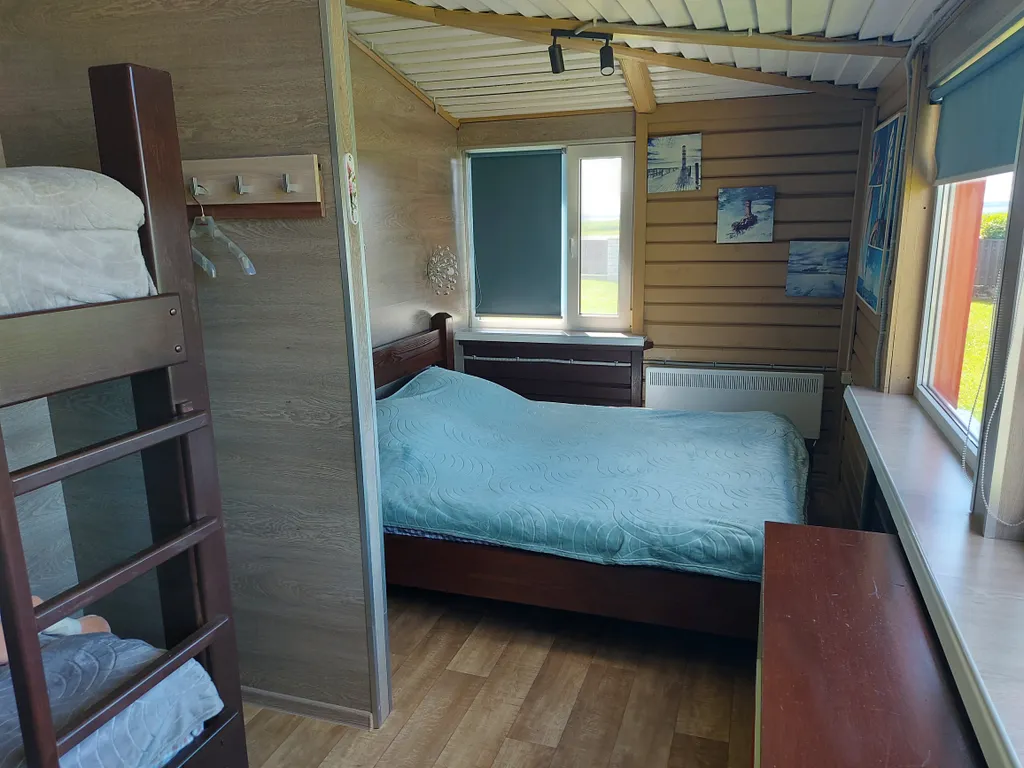 Уютный семейный коттедж с прекрасным видом на озеро Дривяты