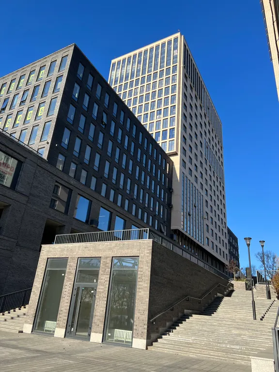 Просторные апартаменты на набережной