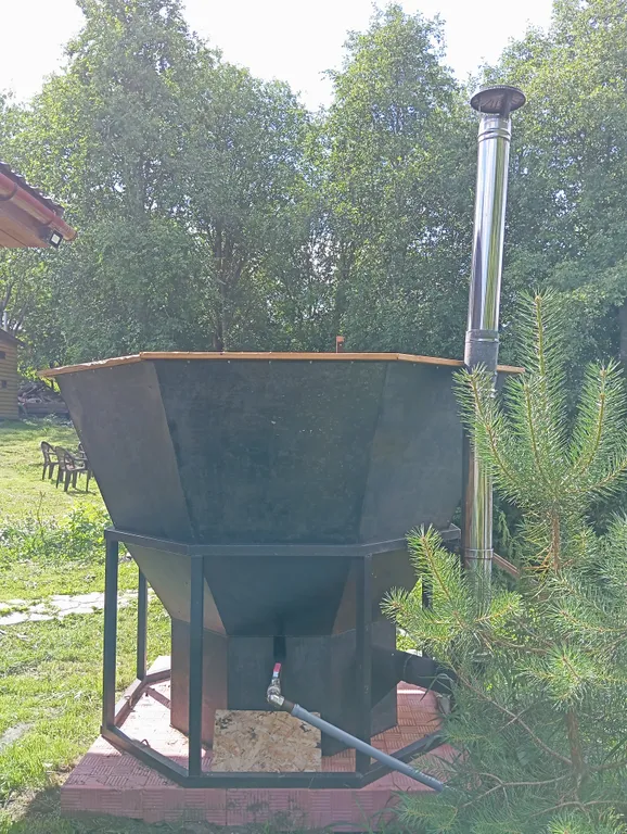 Меличуярви дом из бревна с сауной на берегу озера у самого леса