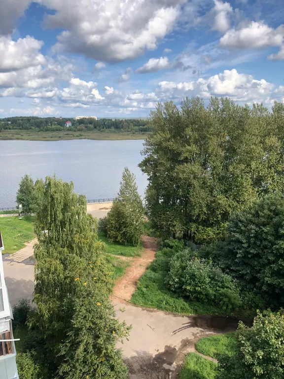 Уютная 1-комнатная квартира с видом на волгу