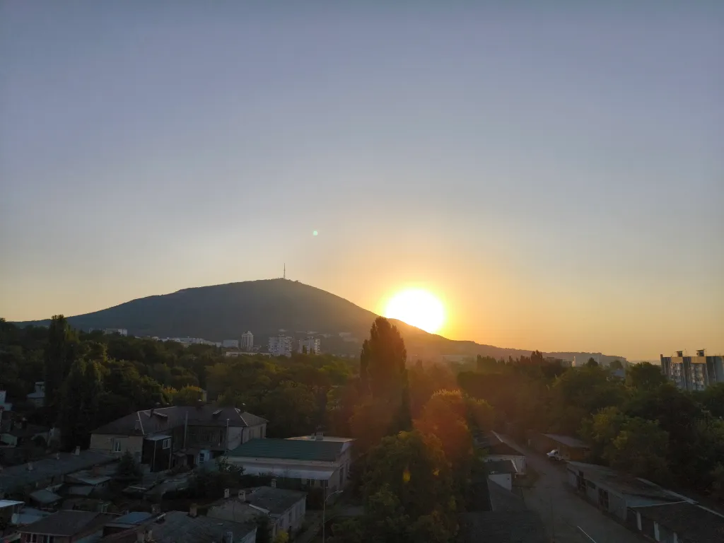 Апартаменты в ЖК Михайловский с панорамным видом на горы