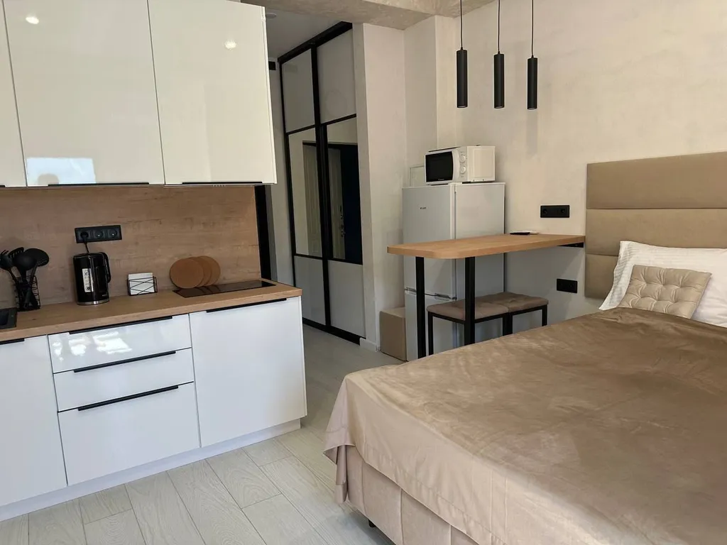 Студия с балконом и прекрасным видом на горы