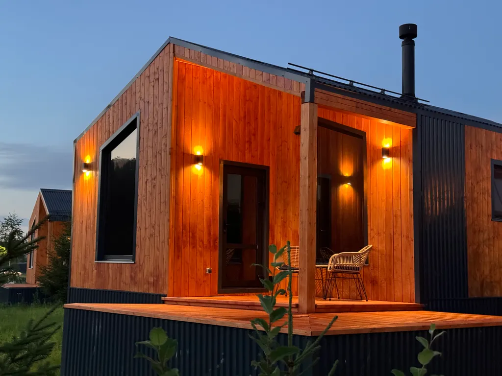 Атмосферный домик с баней на дровах и купелью