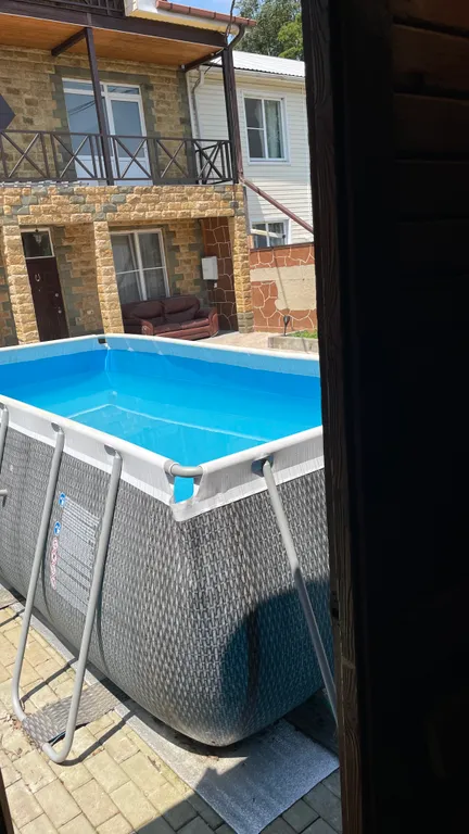 Коттедж Дом в лесу с баней и бассейном — Веселое