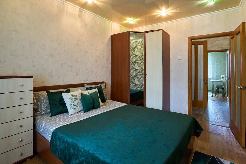 Двухкомнатная квартира с красивым видом из окна