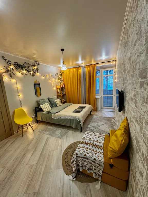 Лоза, центр, тишина