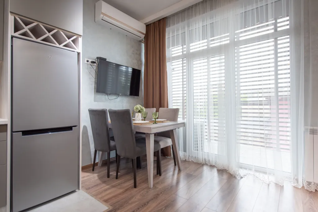 Современные 2-комнатные апартаменты с балконом у метро Тех.университет