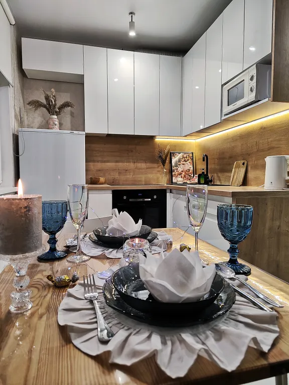 Центр новый дом, большая парковка от собсьвенника