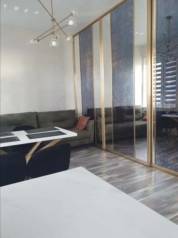 Пешеходная улица Советская закрытая территория аллея фонарей