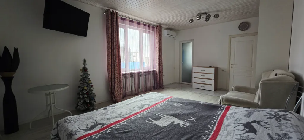 Коттедж Целый этаж в доме с личной террасой и кухней — аренда посуточно в Гаспра