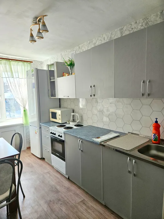 4-комнатная Квартира