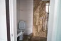 1 этаж дома, санитарный узел (туалет и душевая кабина)