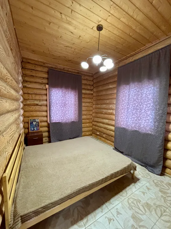 Уютный двухэтажный загородный дом с видом на Свиягу