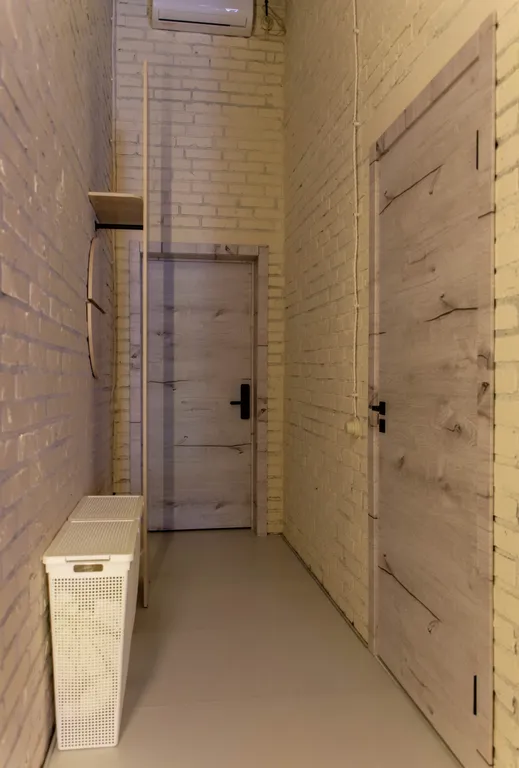 Студия с патио