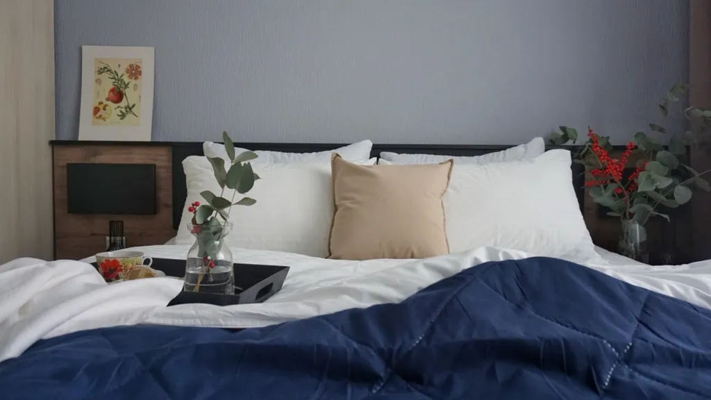 Стильная двушка с яркой кухней