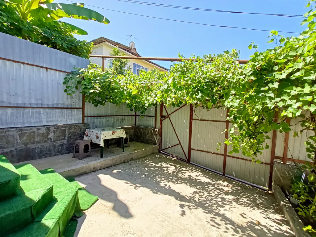 Маленький летний домик