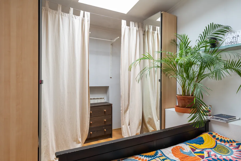 Квартира Квартира Просторная мансарда в самом центре — Москва