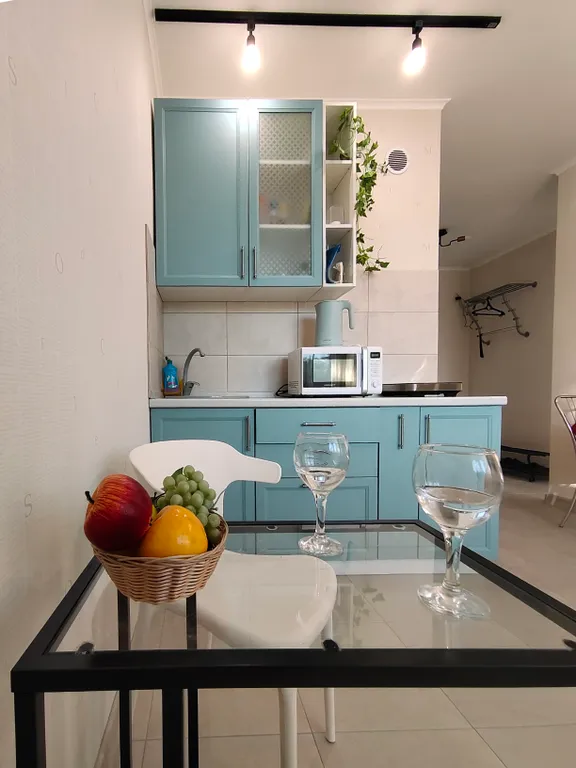 Светлая квартира с видом на рощу