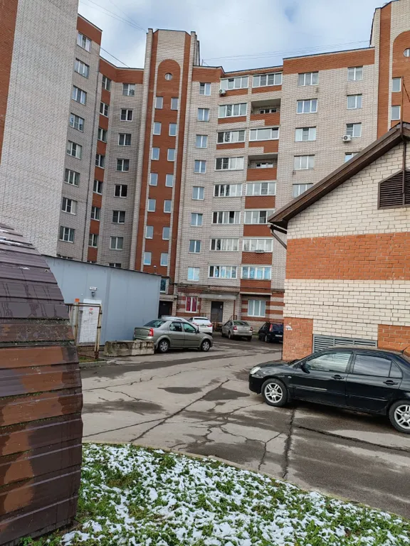 Квартира Большая и уютная квартира недалёко от центра с Кондиционером — Великий Новгород