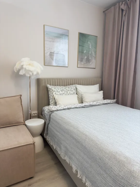 Квартира Дизайнерская студия — аренда посуточно в Когалым