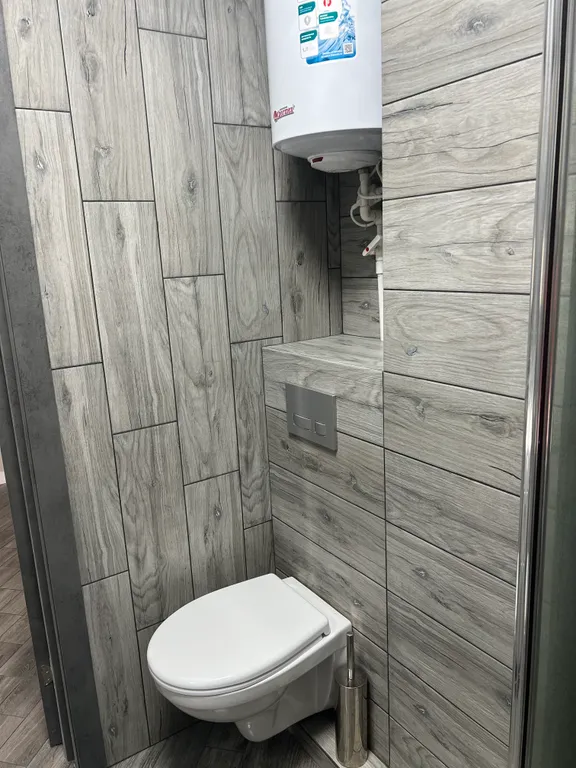 Студия в новом доме с новым хорошим и уютным ремонтом