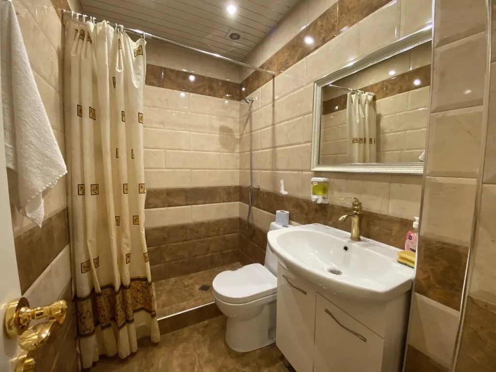 Luxury 5 bedroom property in the centre