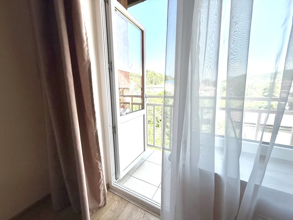 Квартира 1-комнатная Квартира — Нижняя Хобза