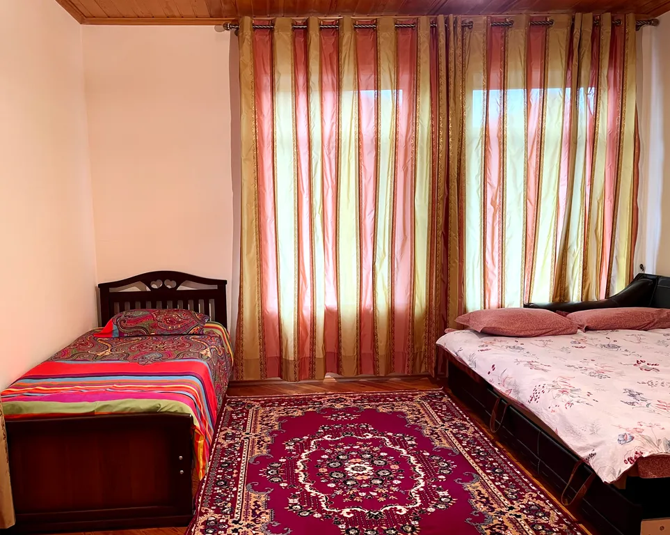 Уютный домик в высокогорном районе Горная Вершина